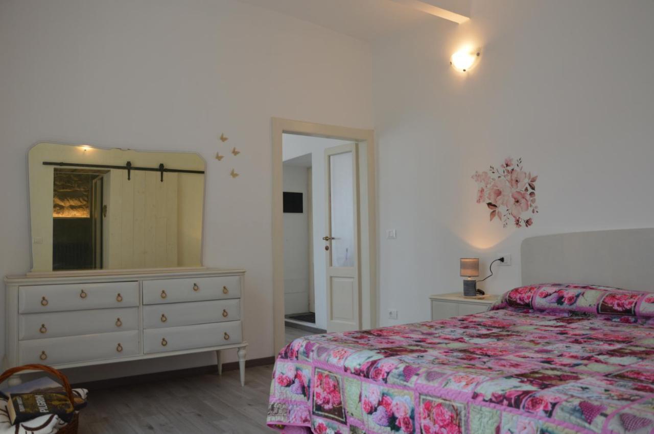 לצנו Lescen White Residence - Swimming Pool מראה חיצוני תמונה