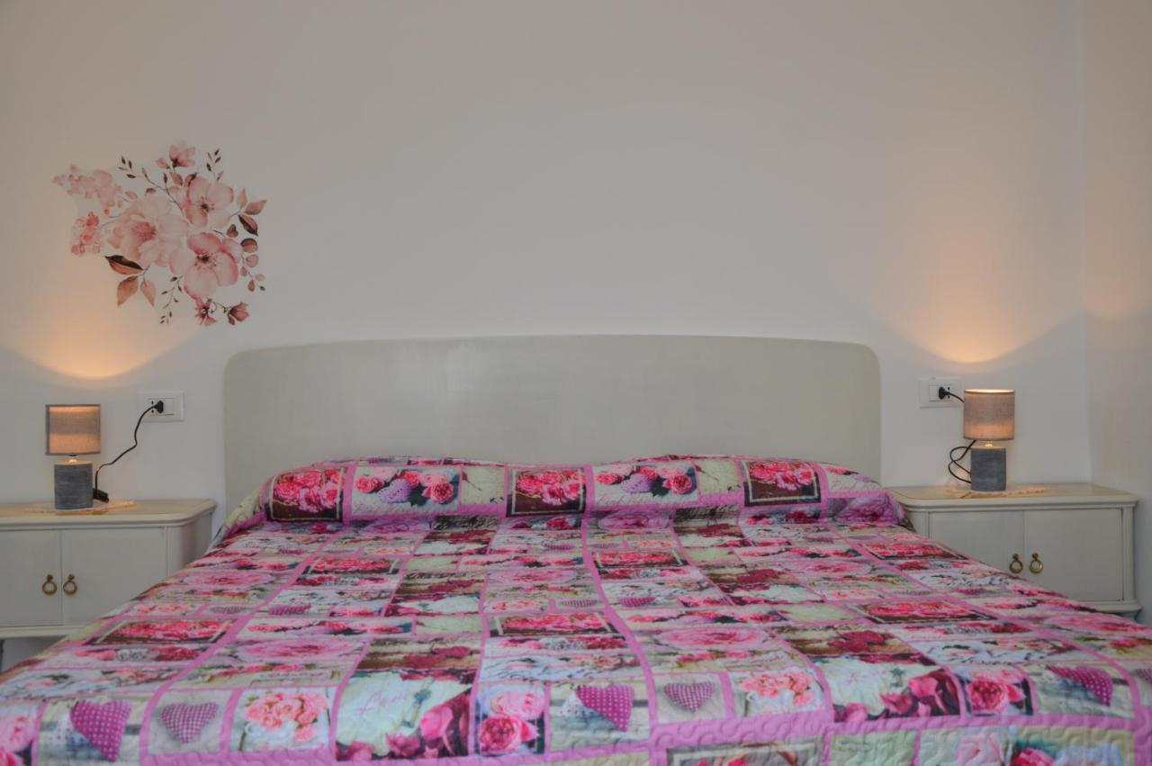לצנו Lescen White Residence - Swimming Pool מראה חיצוני תמונה
