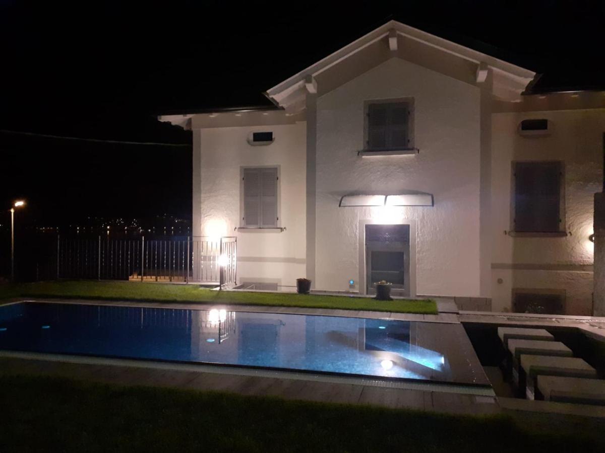 לצנו Lescen White Residence - Swimming Pool מראה חיצוני תמונה